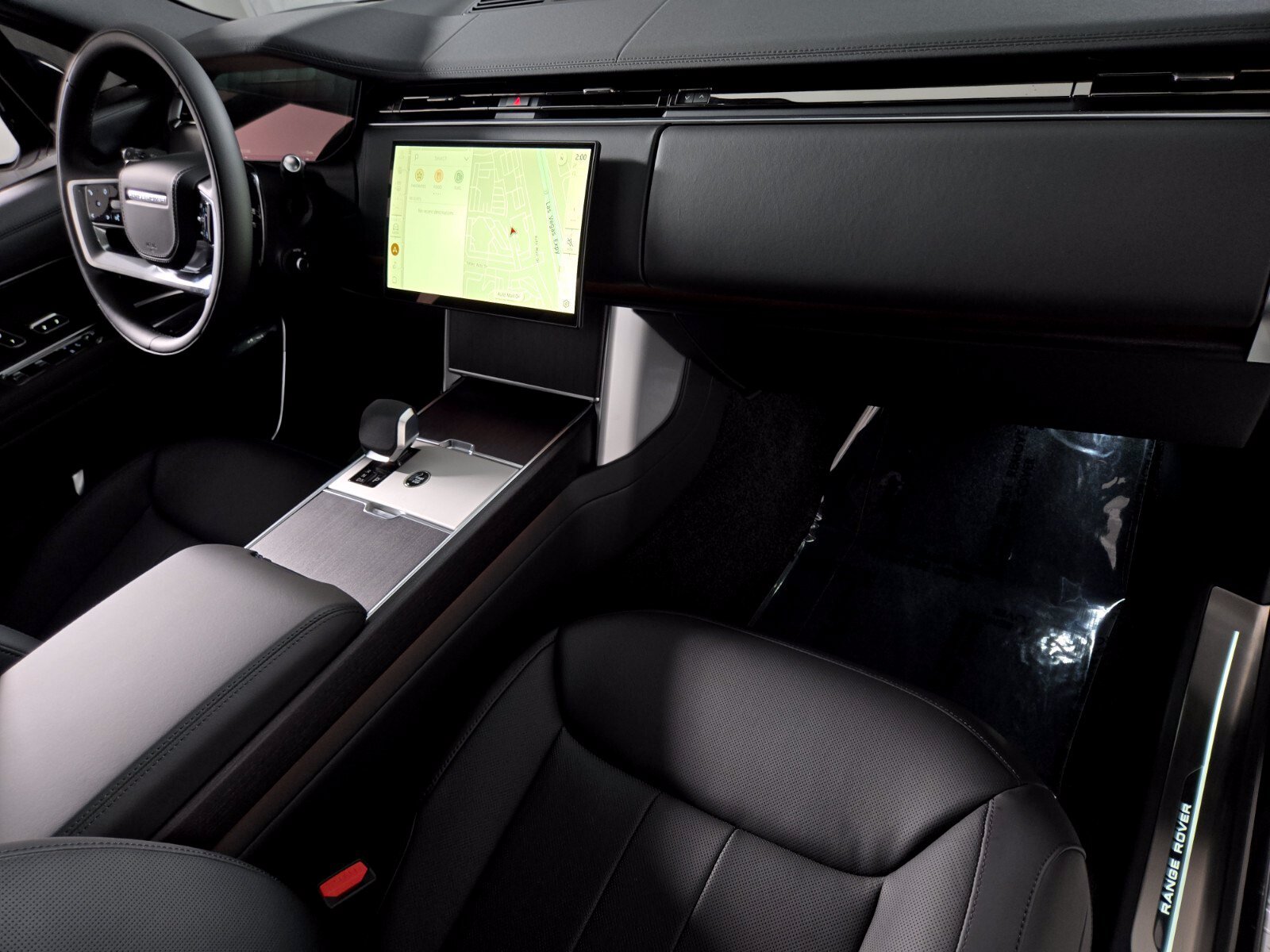 New 2026 Land Rover Range Rover SE AWD/4WD image 19