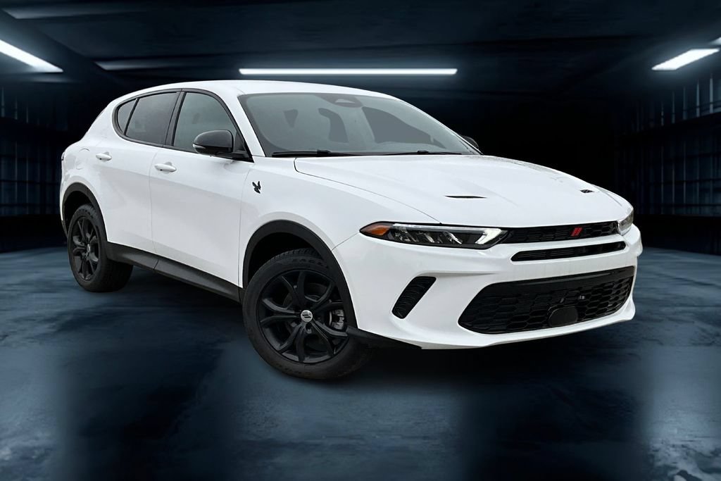 New 2024 Dodge Hornet GT w/ GT Blacktop Package AWD/4WD image 2