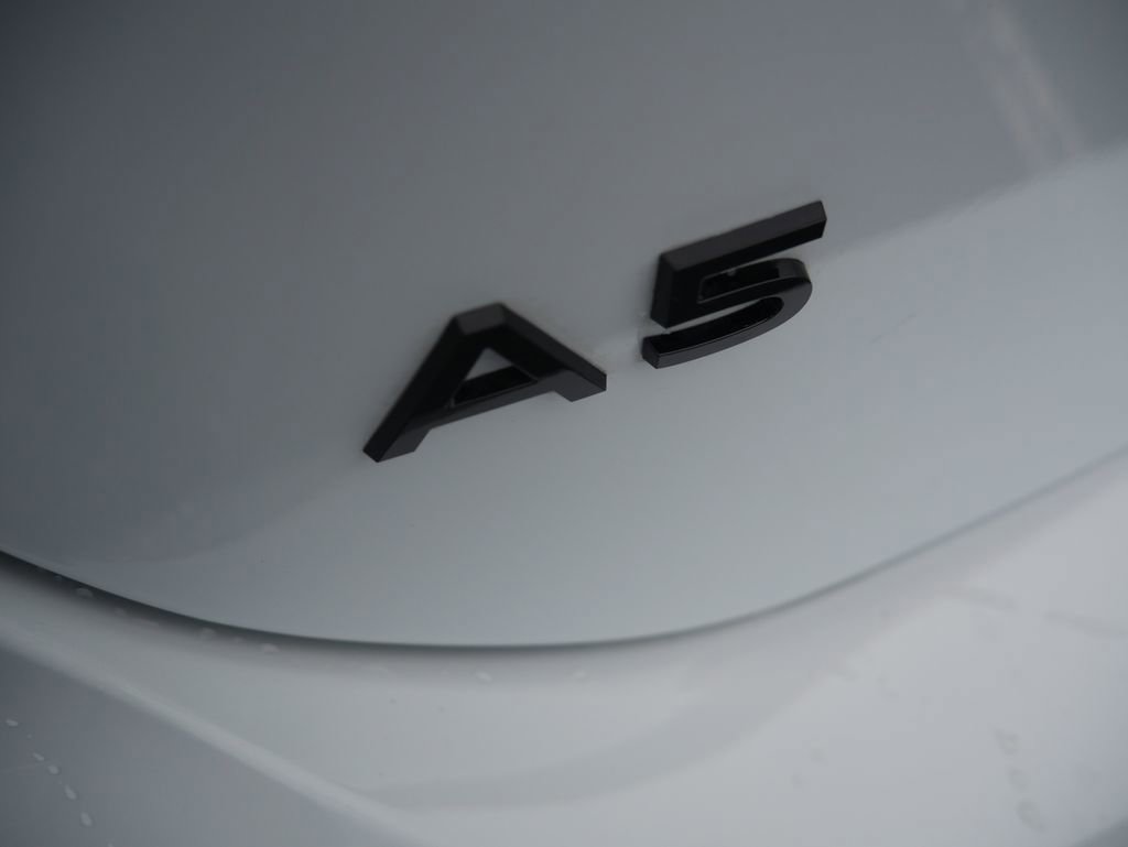 Used 2025 Audi A5 2.0T Premium w/ Convenience Package AWD/4WD image 9
