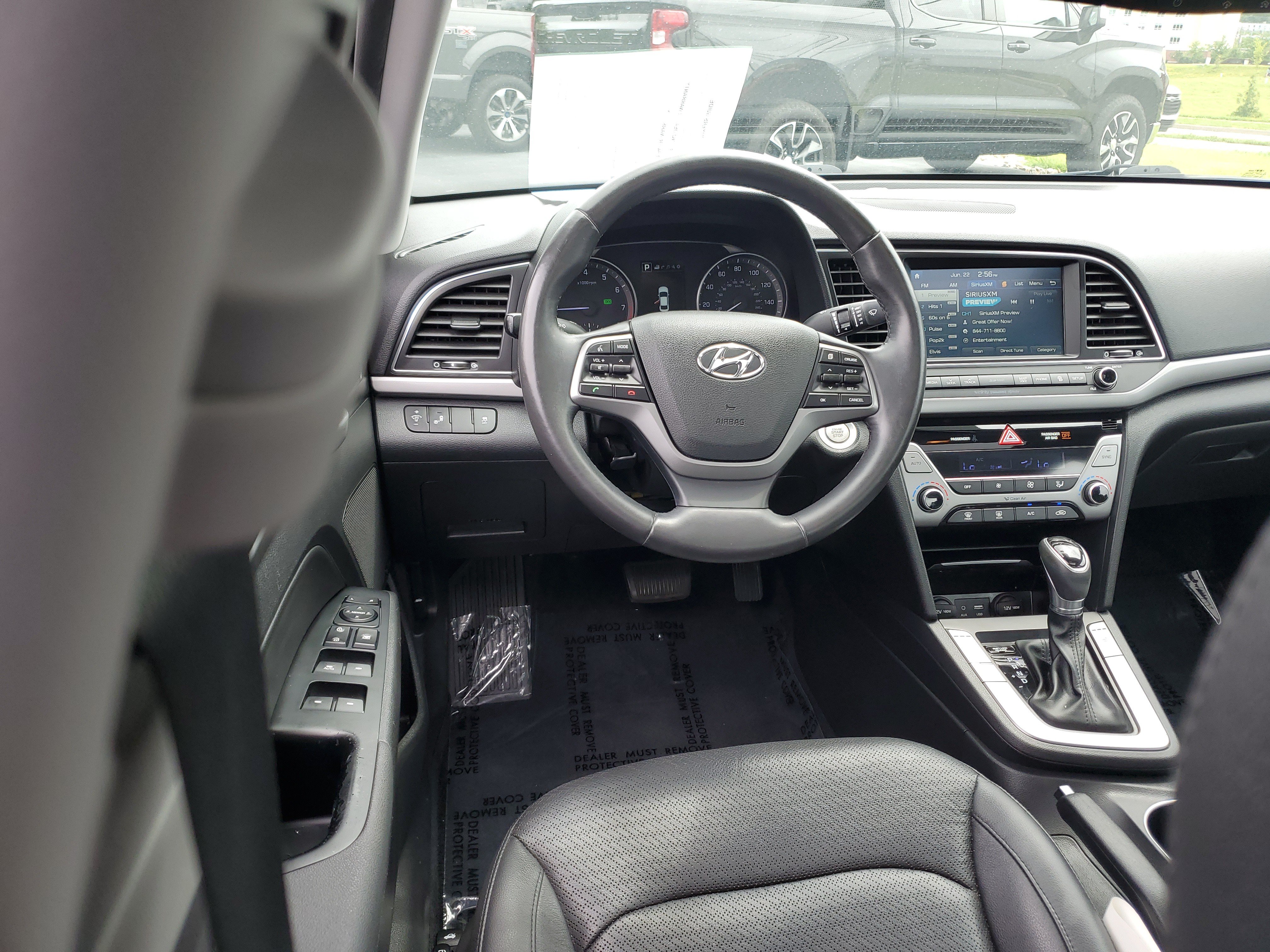 Used 2017 Hyundai Elantra Limited w/ Limited Tech Package 08 FWD image 10