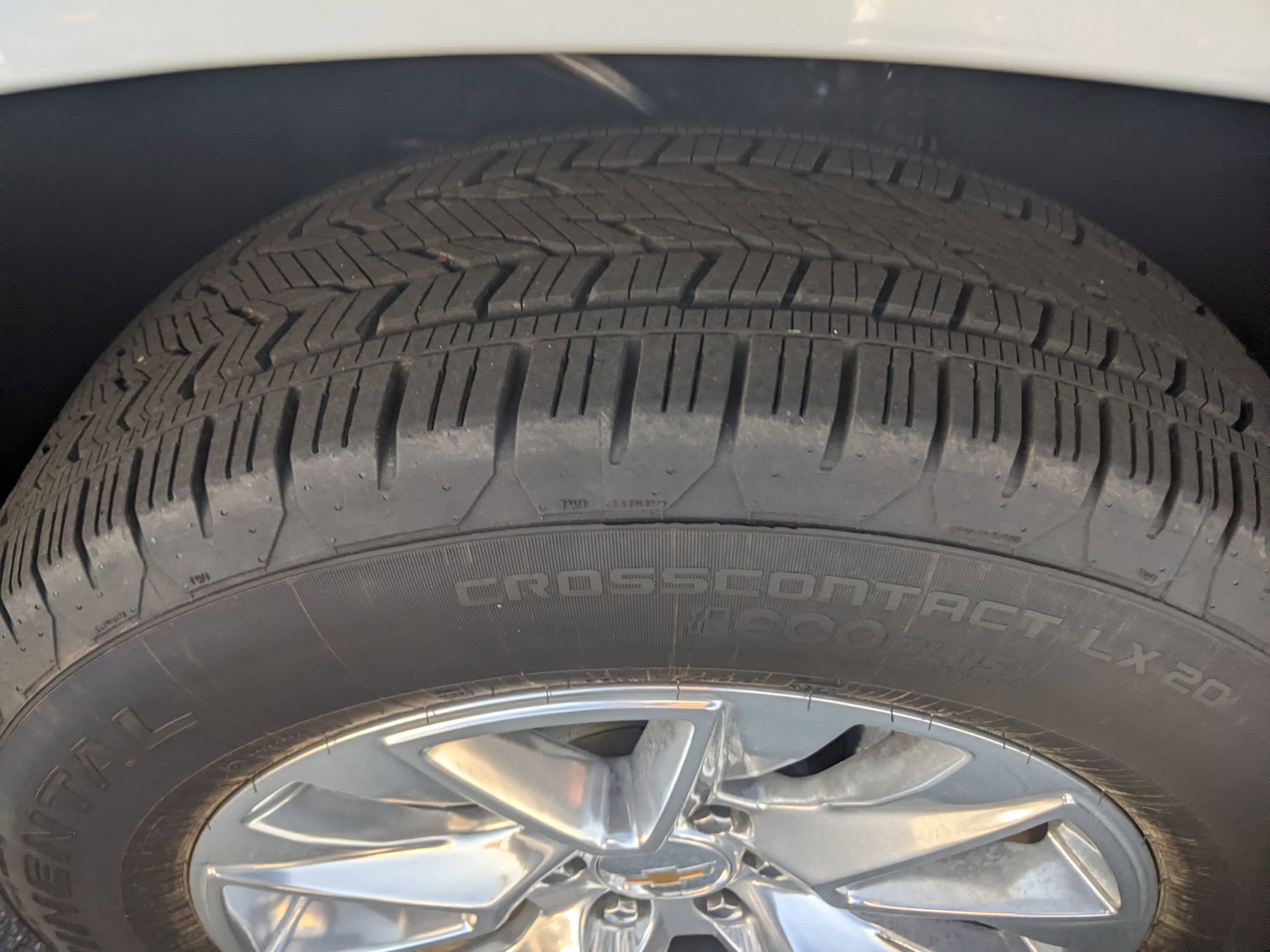 New 2026 Chevrolet Suburban Premier image 12