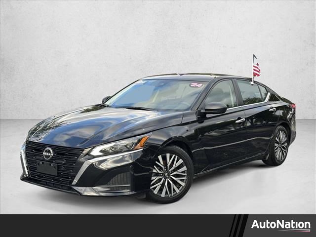 Used 2024 Nissan Altima 2.5 SV