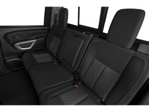 Used 2022 Nissan Titan SV image 16