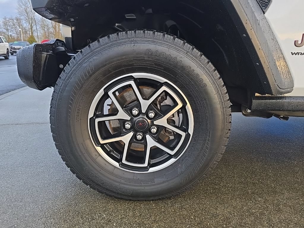 Used 2024 Jeep Wrangler Unlimited Rubicon AWD/4WD image 33