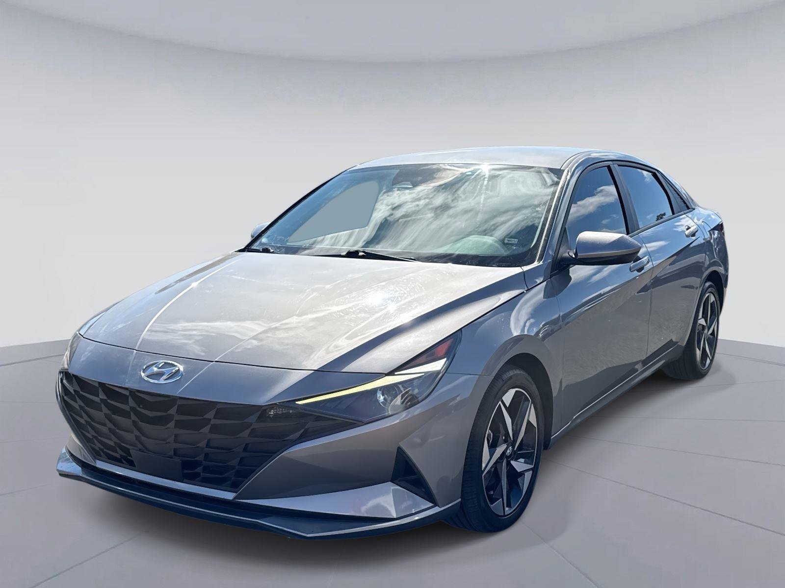 Used 2023 Hyundai Elantra SEL w/ Convenience Package image 8