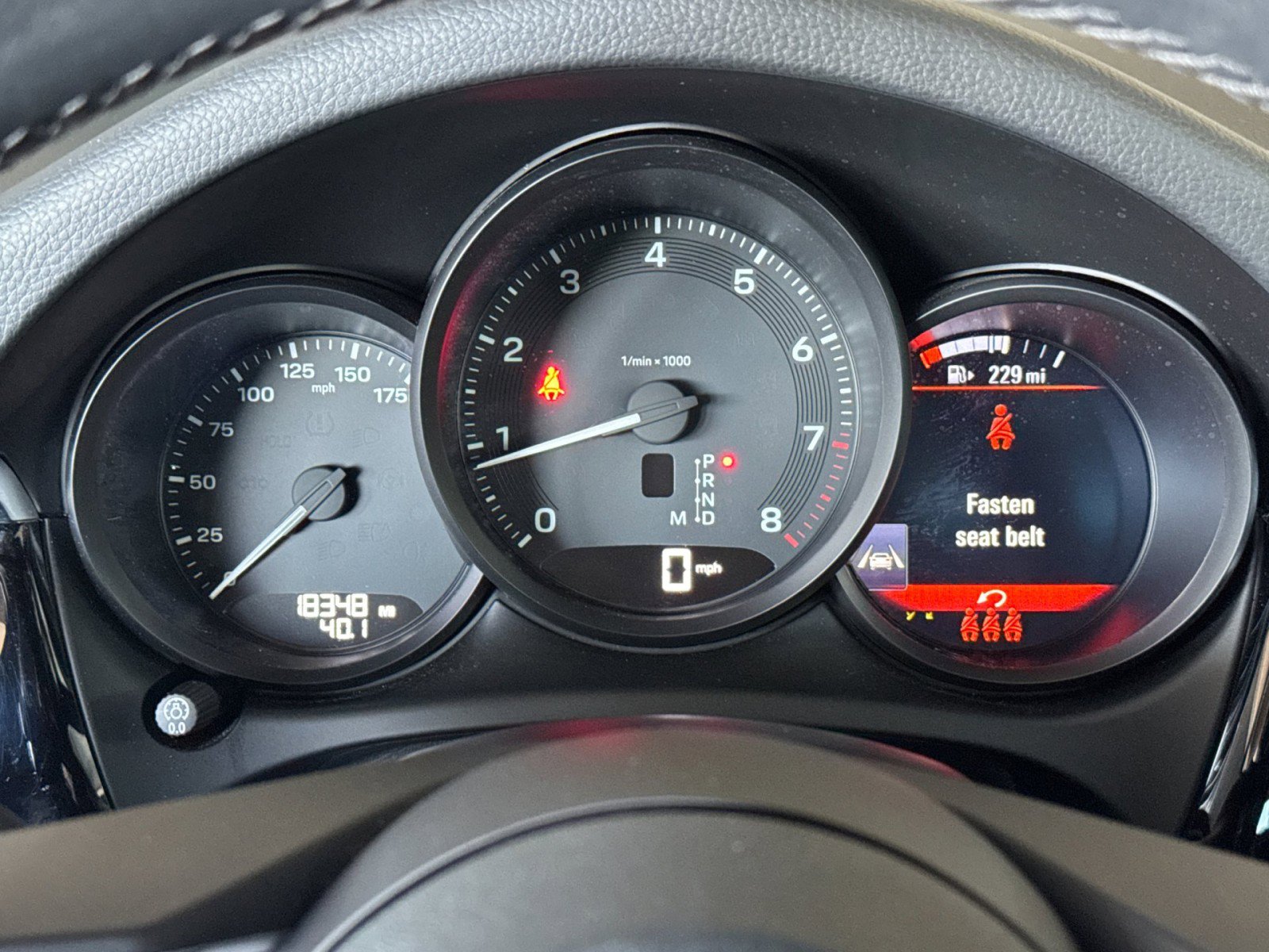 Used 2024 Porsche Macan image 25