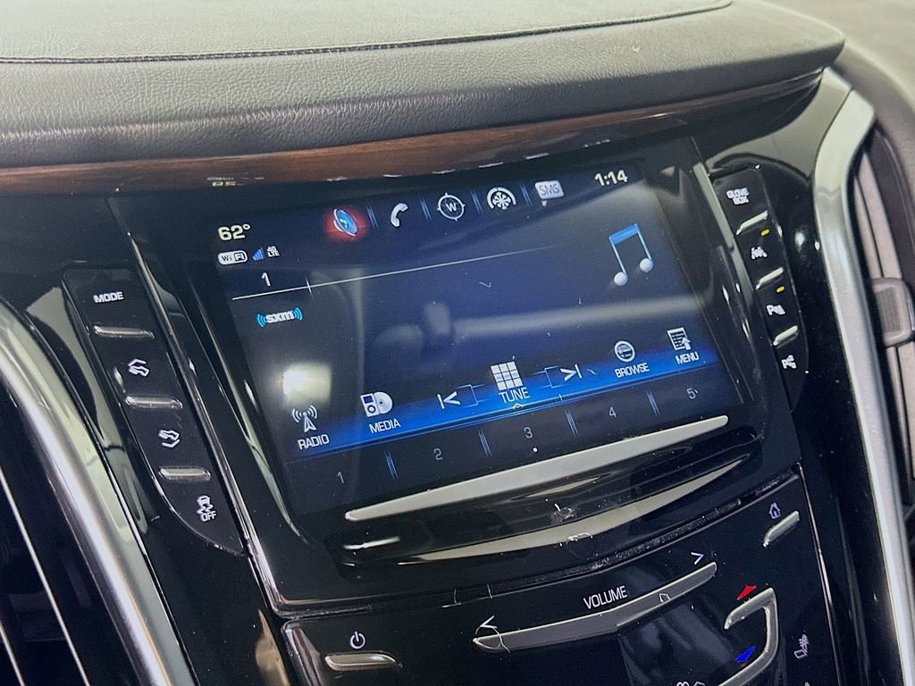 Used 2020 Cadillac Escalade Luxury w/ Escalade Sport Edition image 31