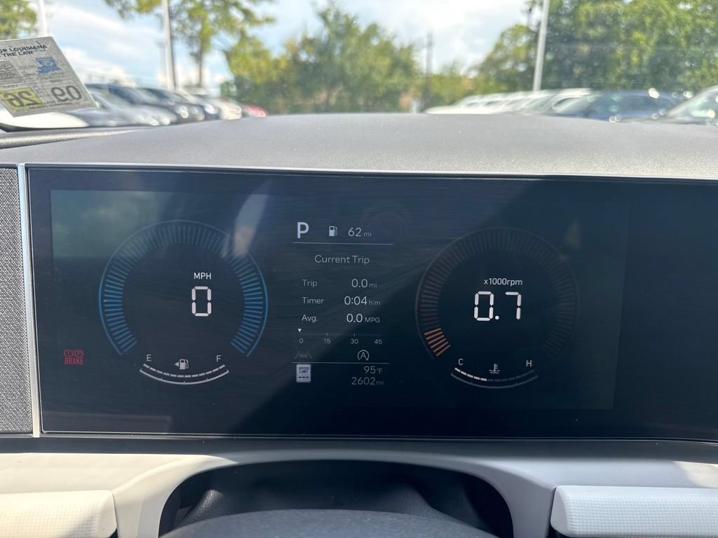 Used 2025 Hyundai Tucson SEL FWD image 15
