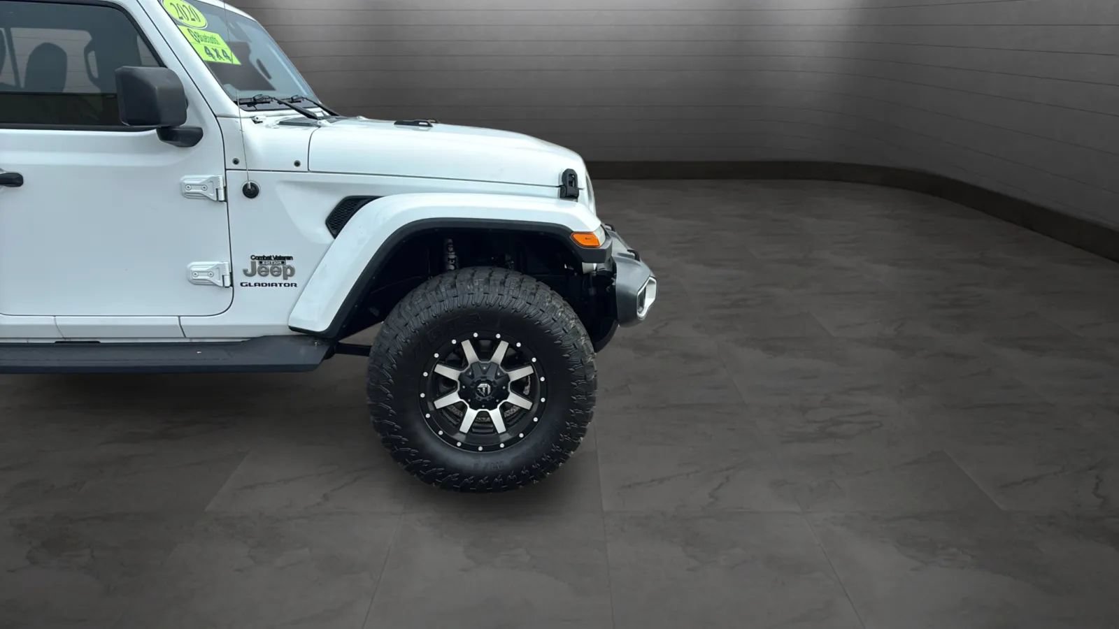 Used 2020 Jeep Gladiator Overland w/ LED Lighting Group AWD/4WD image 21