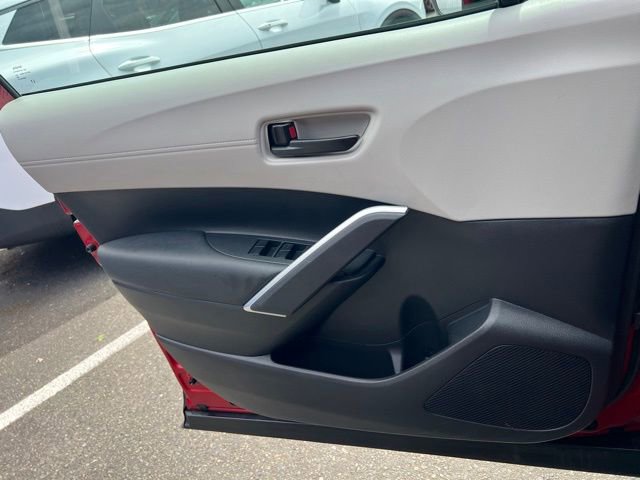 Used 2022 Toyota Corolla Cross LE AWD/4WD image 15
