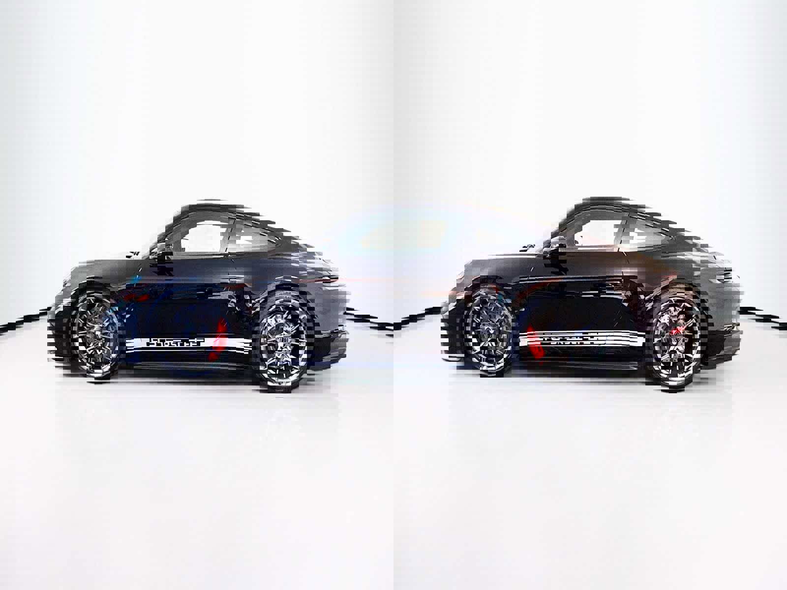 Used 2022 Porsche 911 GT3 image 2