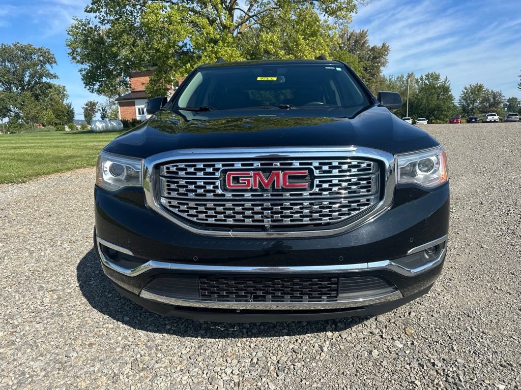 Used 2017 GMC Acadia Denali w/ Technology Package AWD/4WD image 2