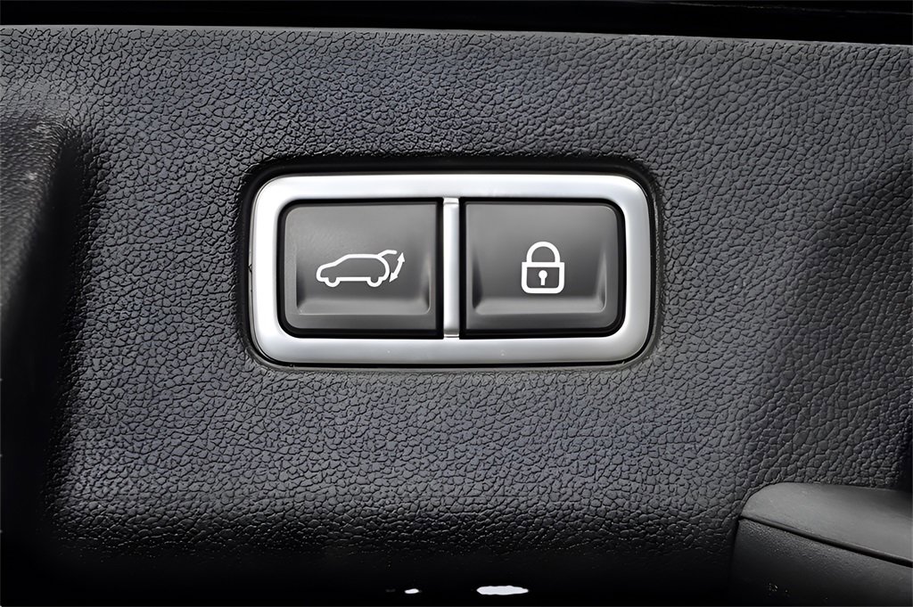 Used 2023 Kia Sorento SX image 42