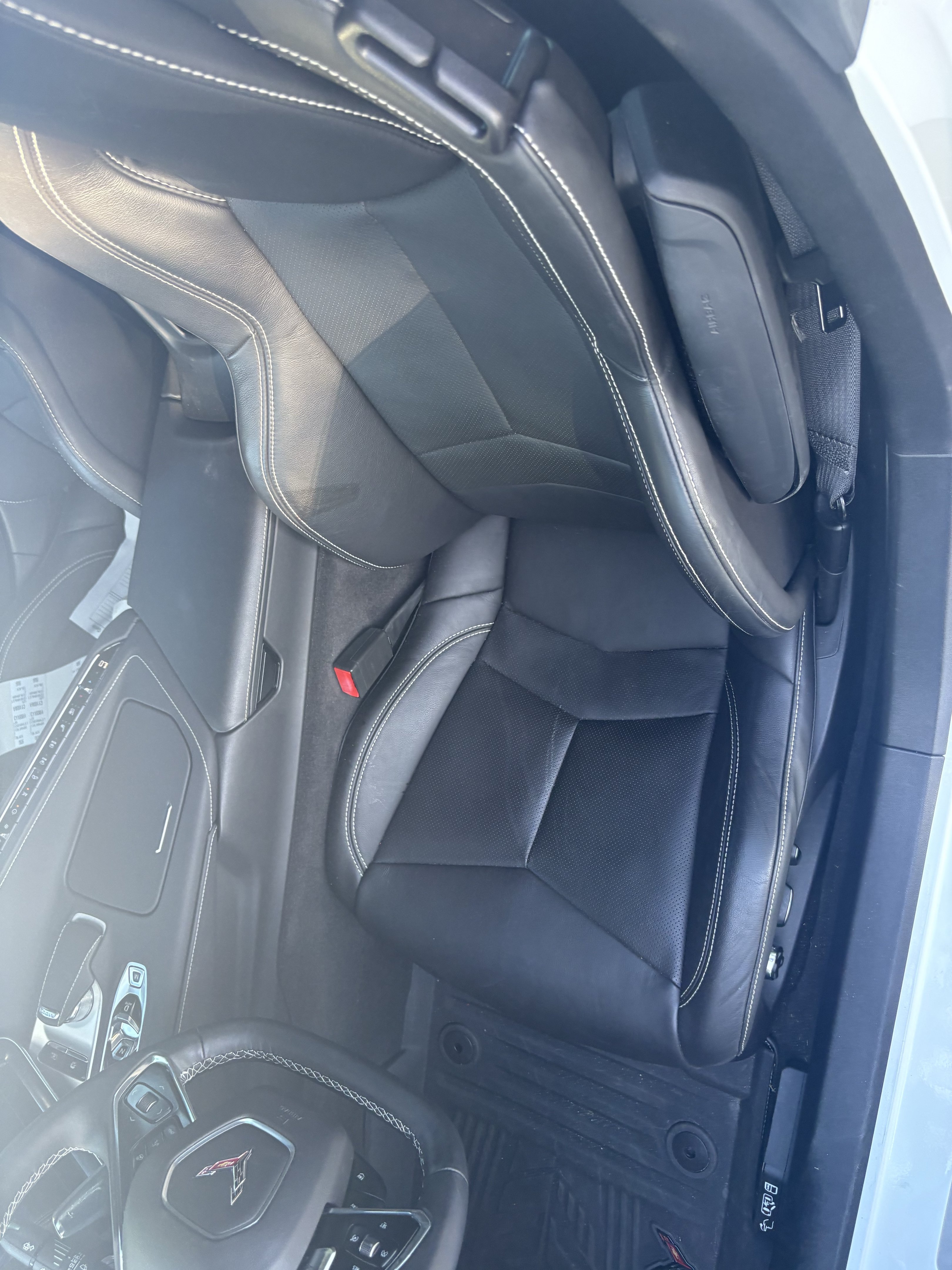 Used 2020 Chevrolet Corvette Stingray Preferred Cpe w/ 2LT Preferred Equipment Group RWD image 6