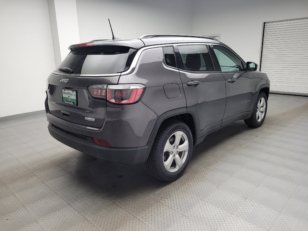 Used 2018 Jeep Compass Latitude w/ Popular Equipment Group FWD image 9