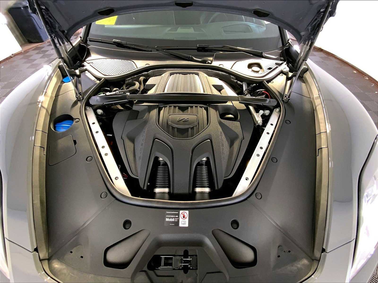 New 2026 Porsche Panamera 4 image 21