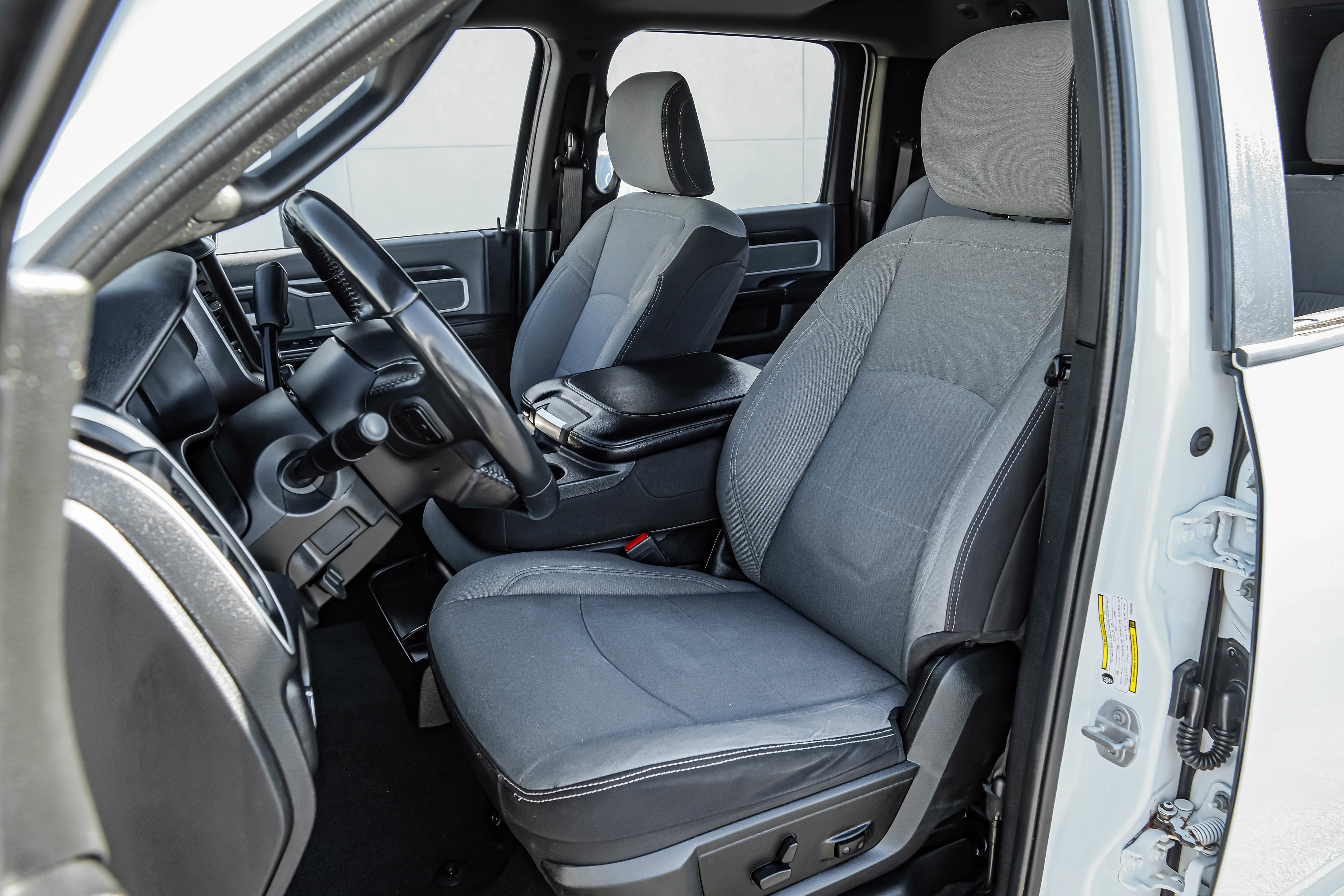 Used 2023 RAM 2500 Big Horn w/ Level 1 Equipment Group AWD/4WD image 28