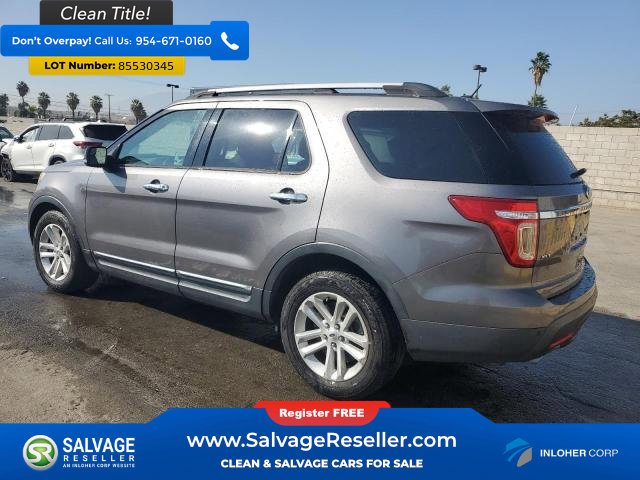 Used 2014 Ford Explorer XLT w/ Equipment Group 202A image 3