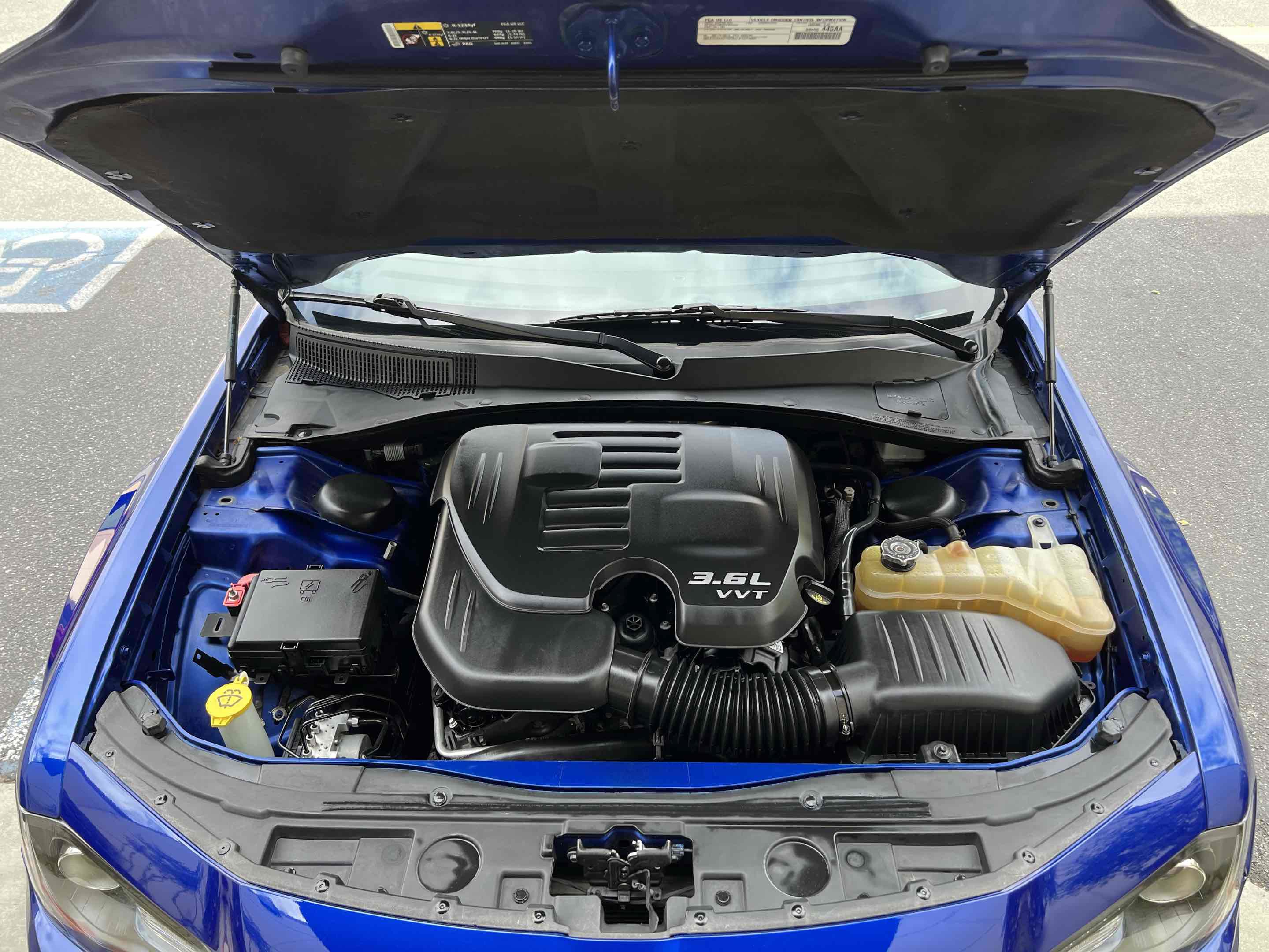 Used 2019 Chrysler 300 Touring w/ Sport Appearance Package image 23