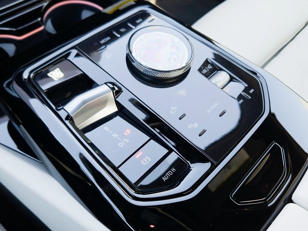 New 2026 BMW 530i w/ M Sport Package image 10