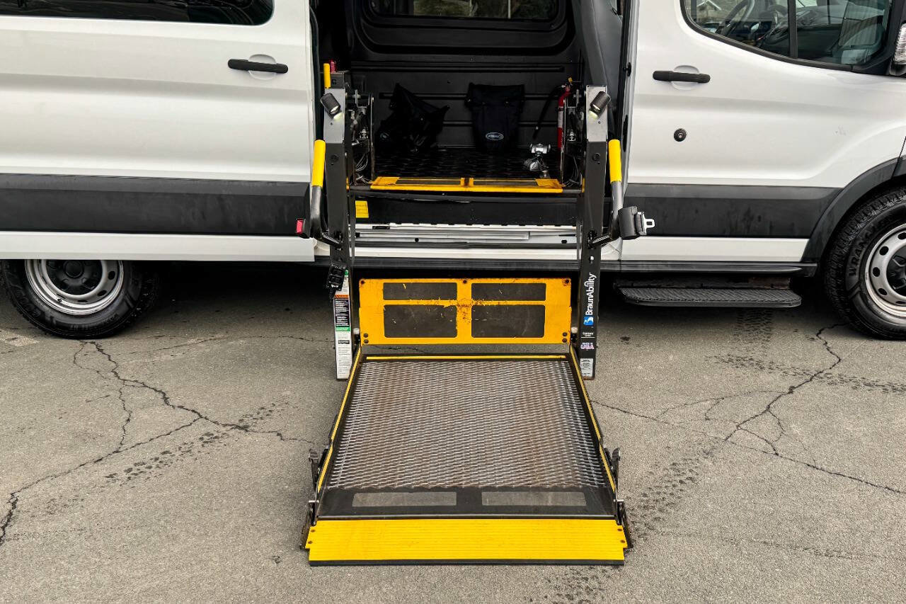 Used 2016 Ford Transit 250 148 Medium Roof image 4