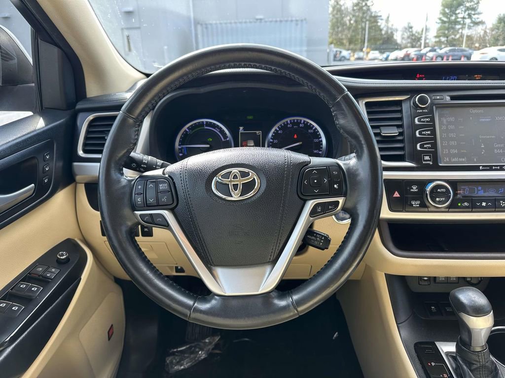Used 2018 Toyota Highlander Limited Platinum image 12