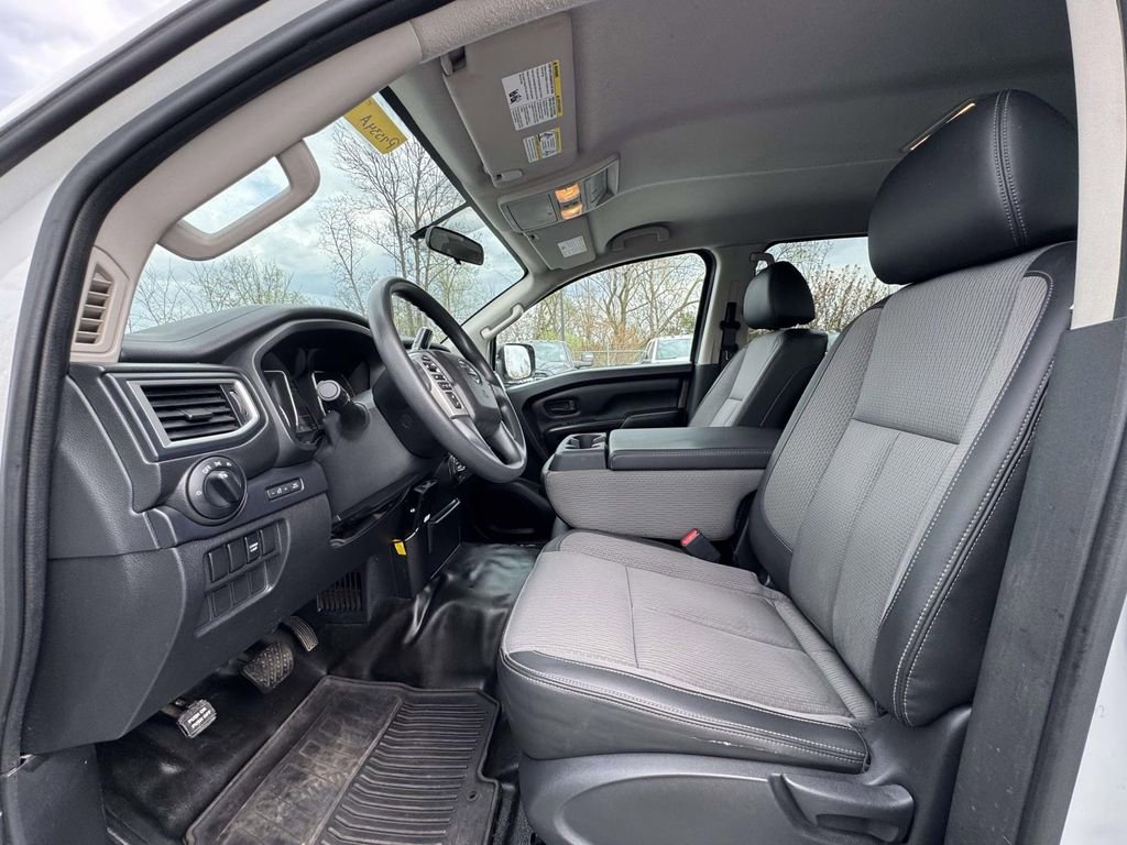 Used 2019 Nissan Titan S w/ S Utility Package image 14