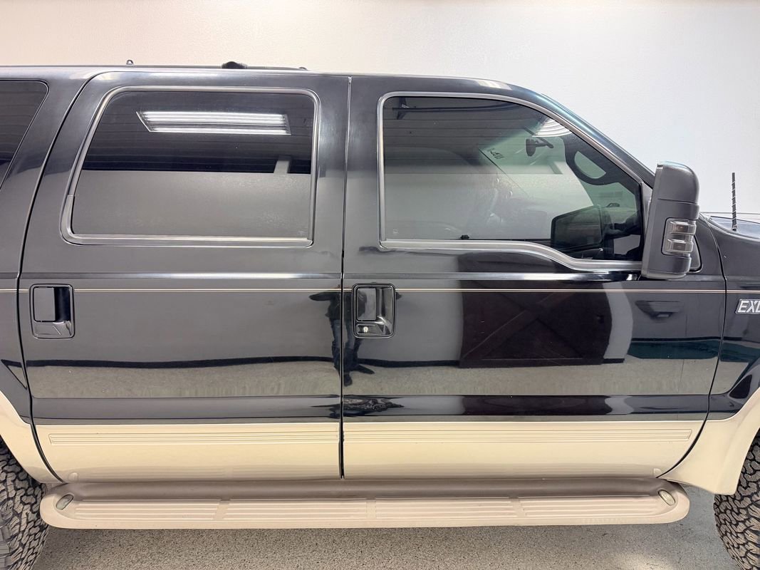 Used 2001 Ford Excursion Limited image 9