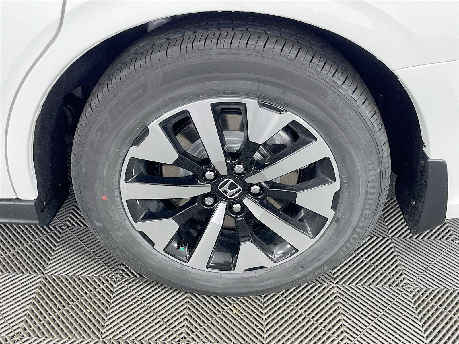New 2026 Honda Odyssey EX-L image 25