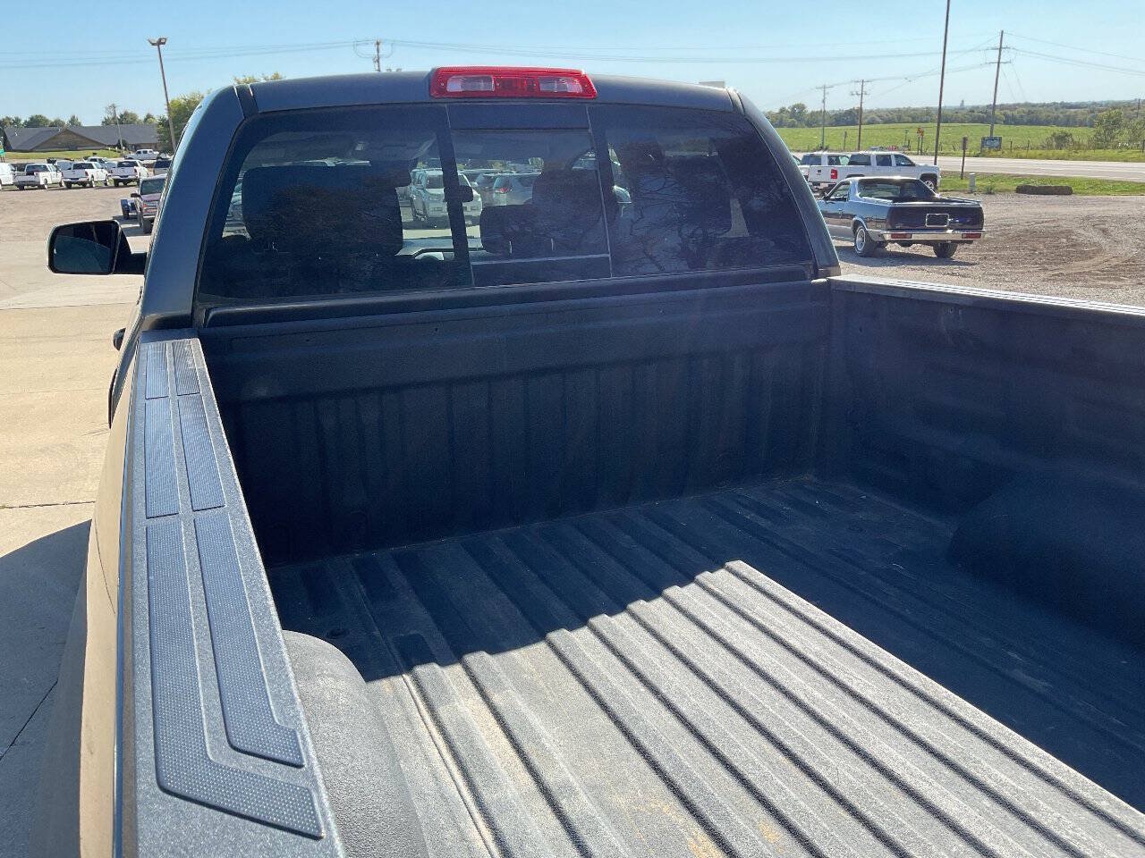 Used 2019 Toyota Tundra SR5 AWD/4WD image 10