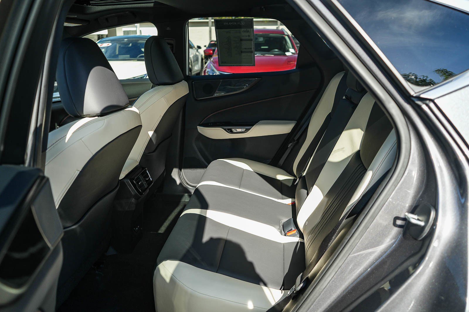Used 2023 Lexus NX 350 AWD image 18