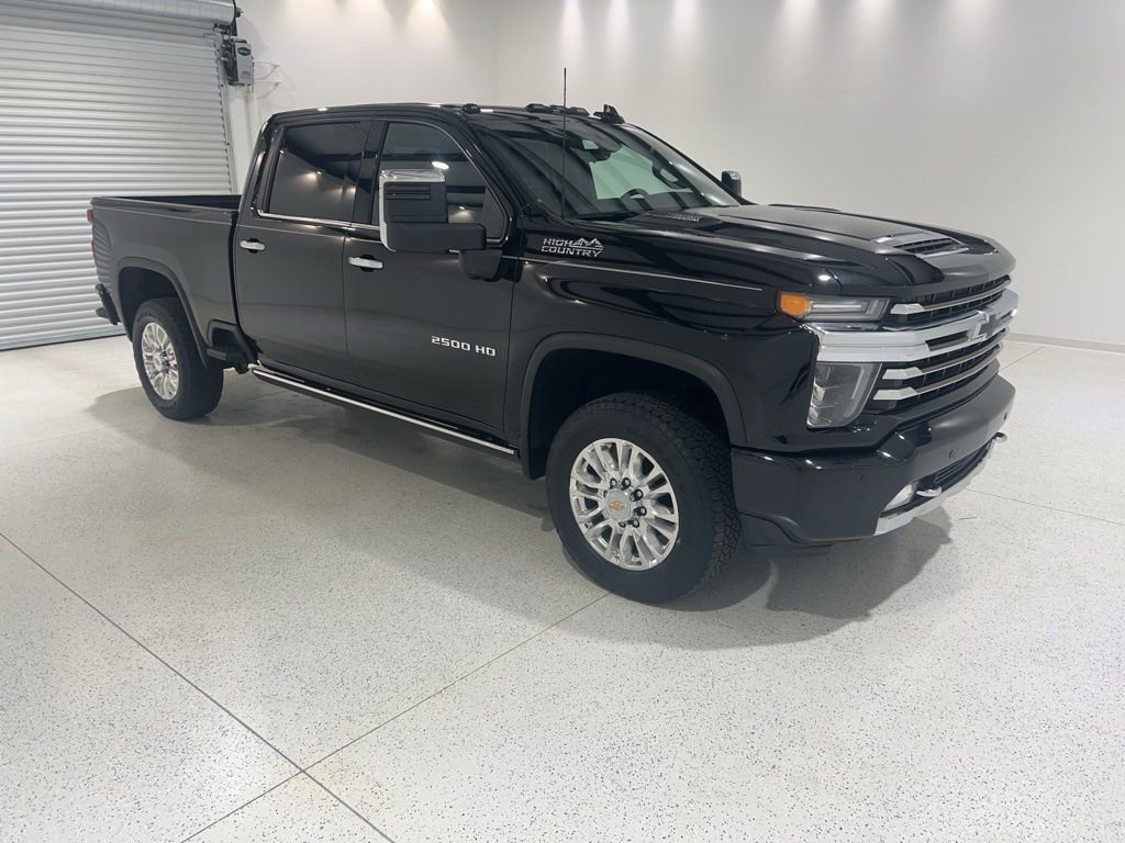 Used 2023 Chevrolet Silverado 2500 High Country w/ Technology Package image 7