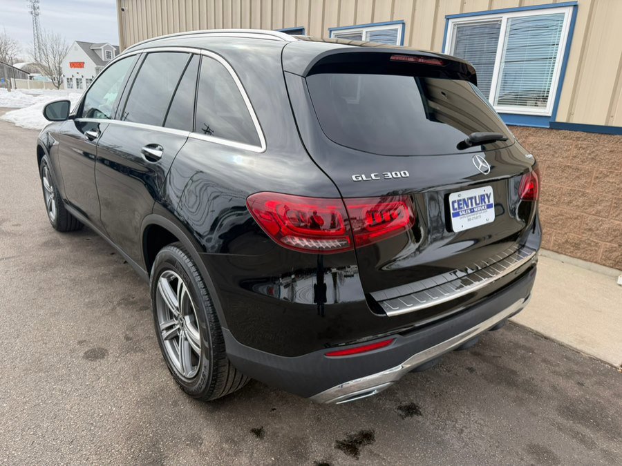 Used 2020 Mercedes-Benz GLC 300 4MATIC image 7