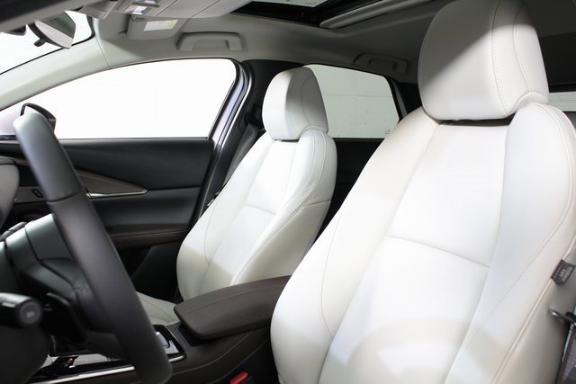 Used 2025 MAZDA CX-30 AWD 2.5 S w/ Premium Package image 13