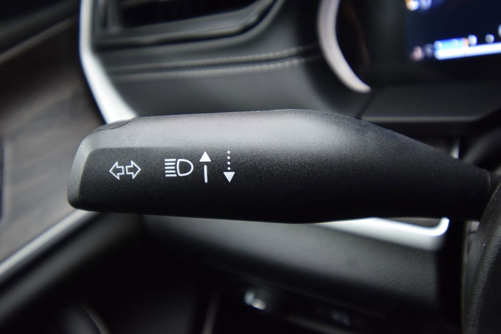 New 2026 Jeep Grand Cherokee Limited image 32