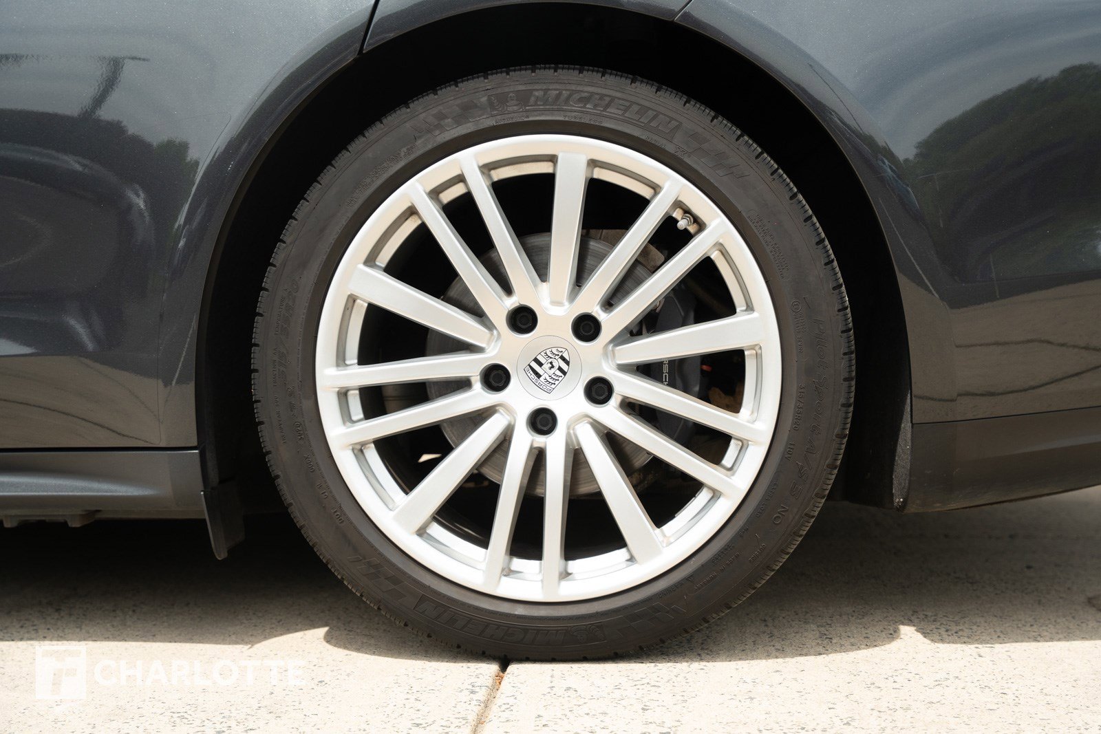 Used 2020 Porsche Panamera 4 image 10