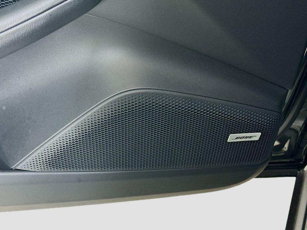 Certified 2024 Porsche Macan 4 Electric image 21