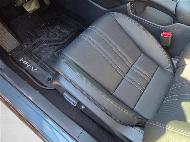 New 2026 Honda HR-V EX-L image 4