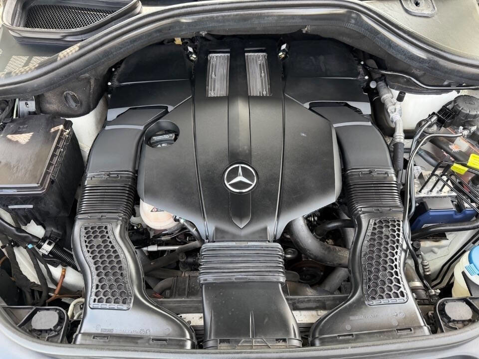 Used 2016 Mercedes-Benz GL 450 4MATIC w/ Premium I Package image 18