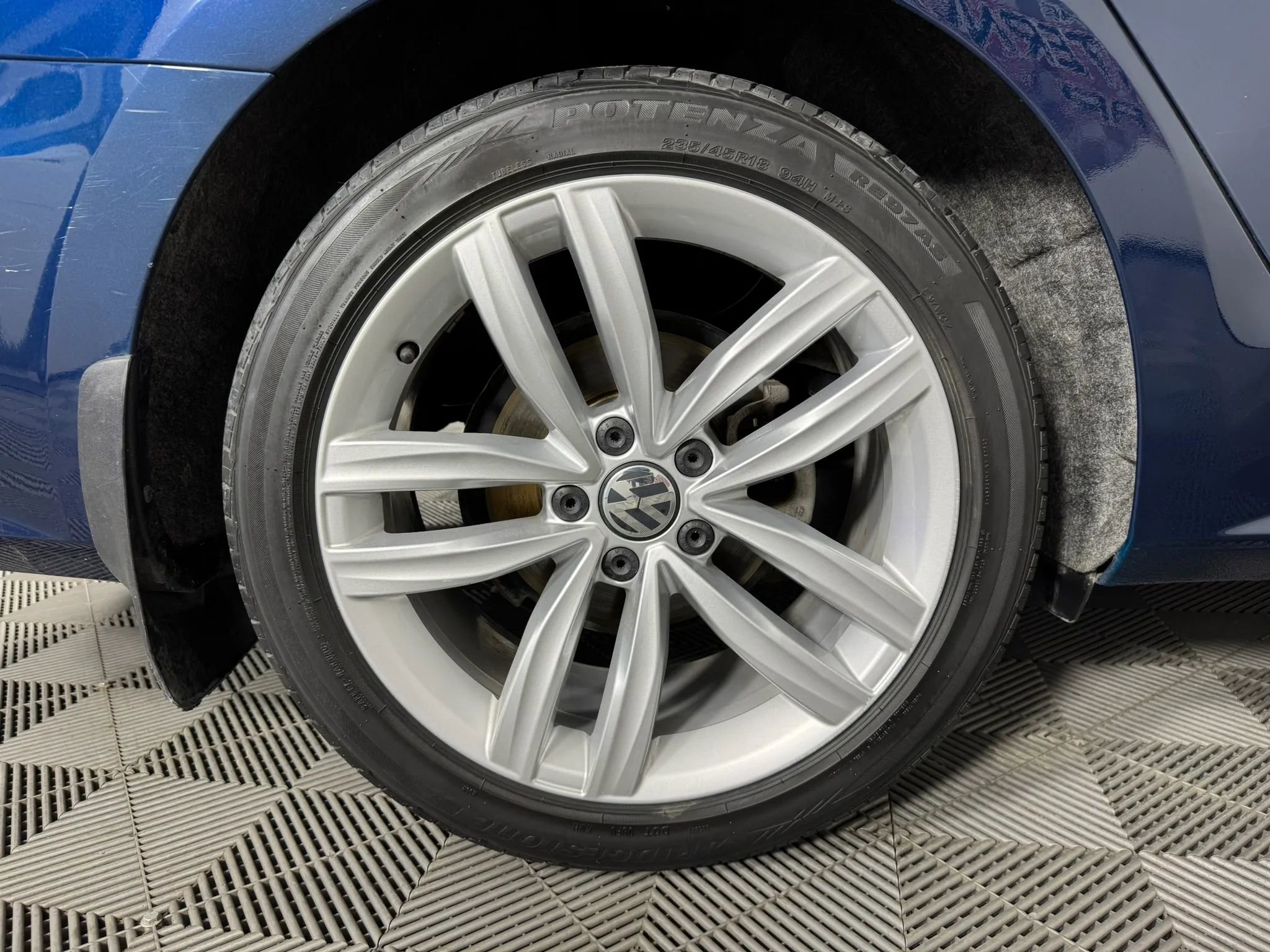 Used 2019 Volkswagen Passat 2.0T Wolfsburg w/ Wheels & Sunroof Package image 46