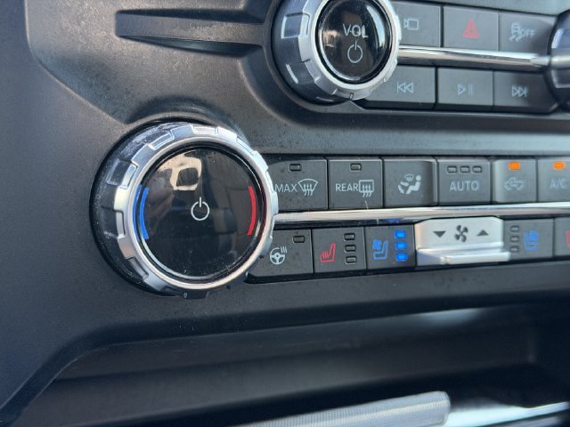 Used 2025 Ford F250 Lariat AWD/4WD image 21