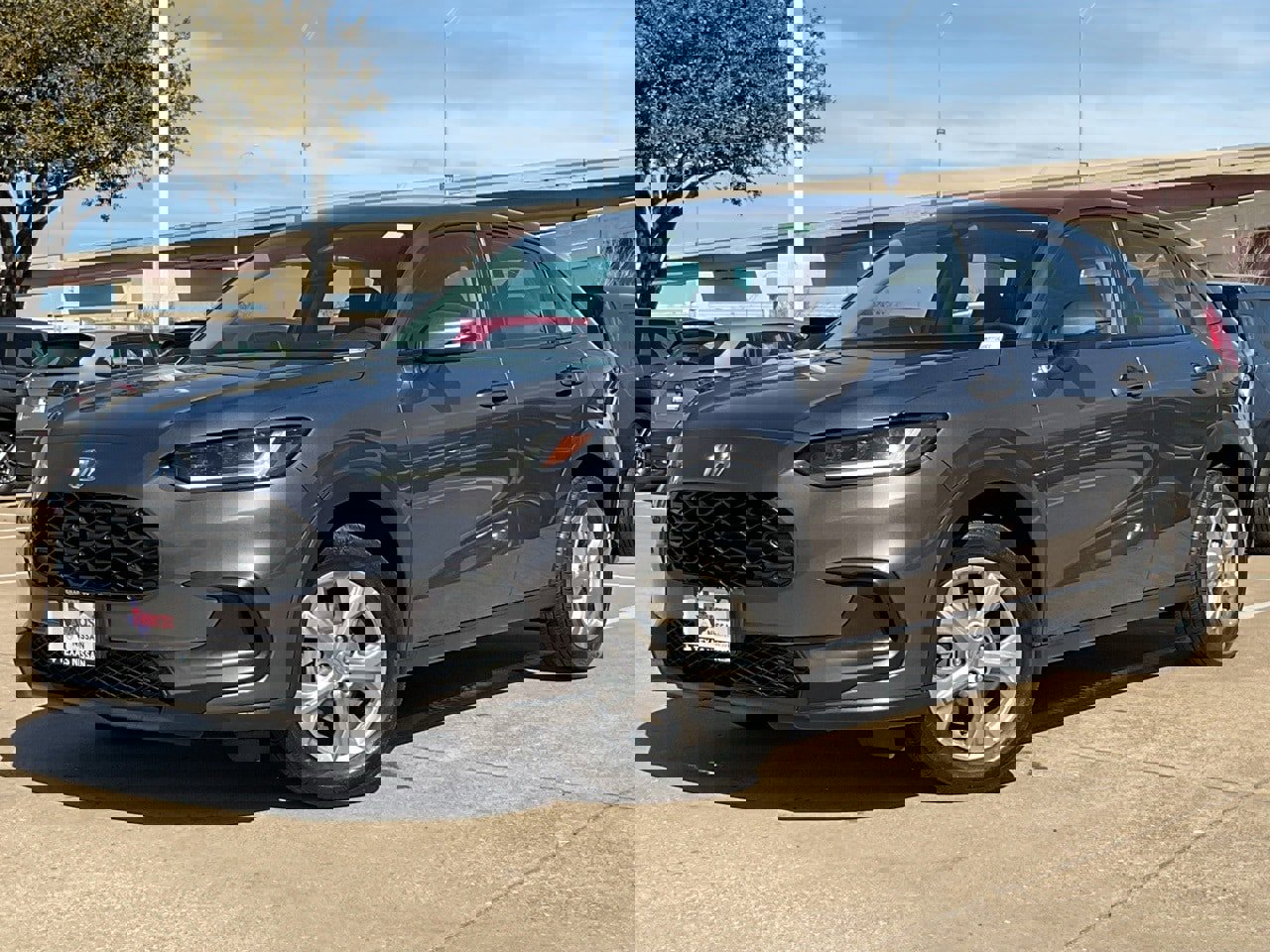 Used 2025 Honda HR-V LX image 2