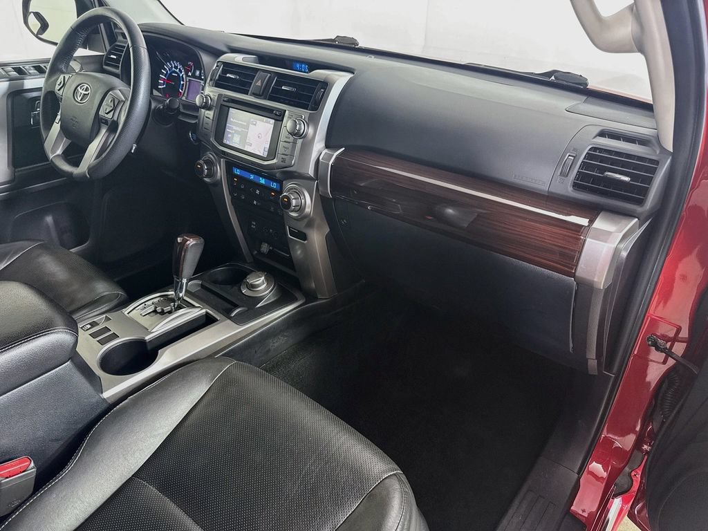 Certified 2017 Toyota 4Runner Limited AWD/4WD image 29