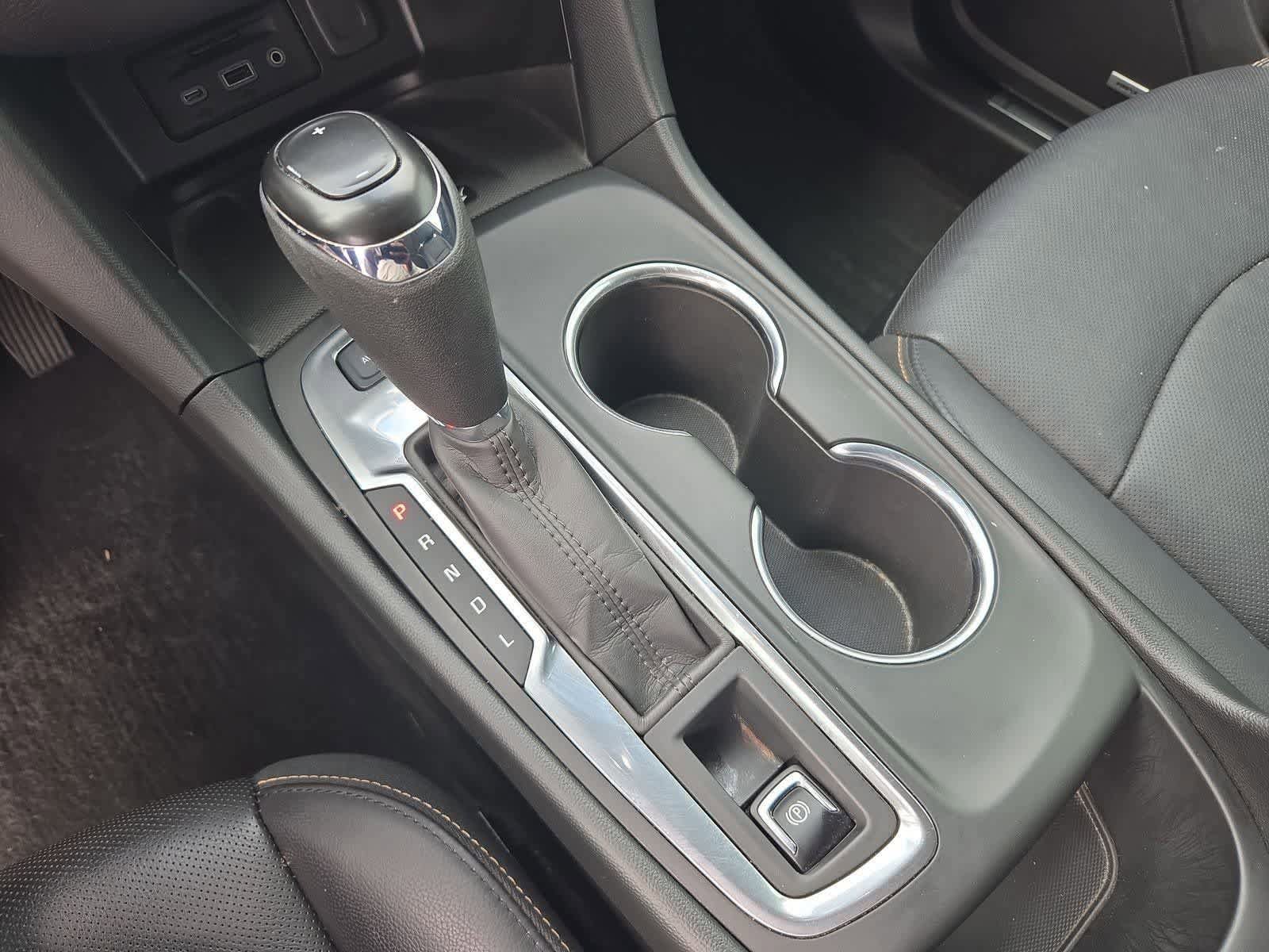 Used 2020 Chevrolet Equinox Premier image 32