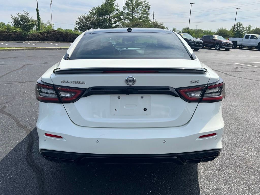 Used 2021 Nissan Maxima SR w/ Sport Mat Group FWD image 4
