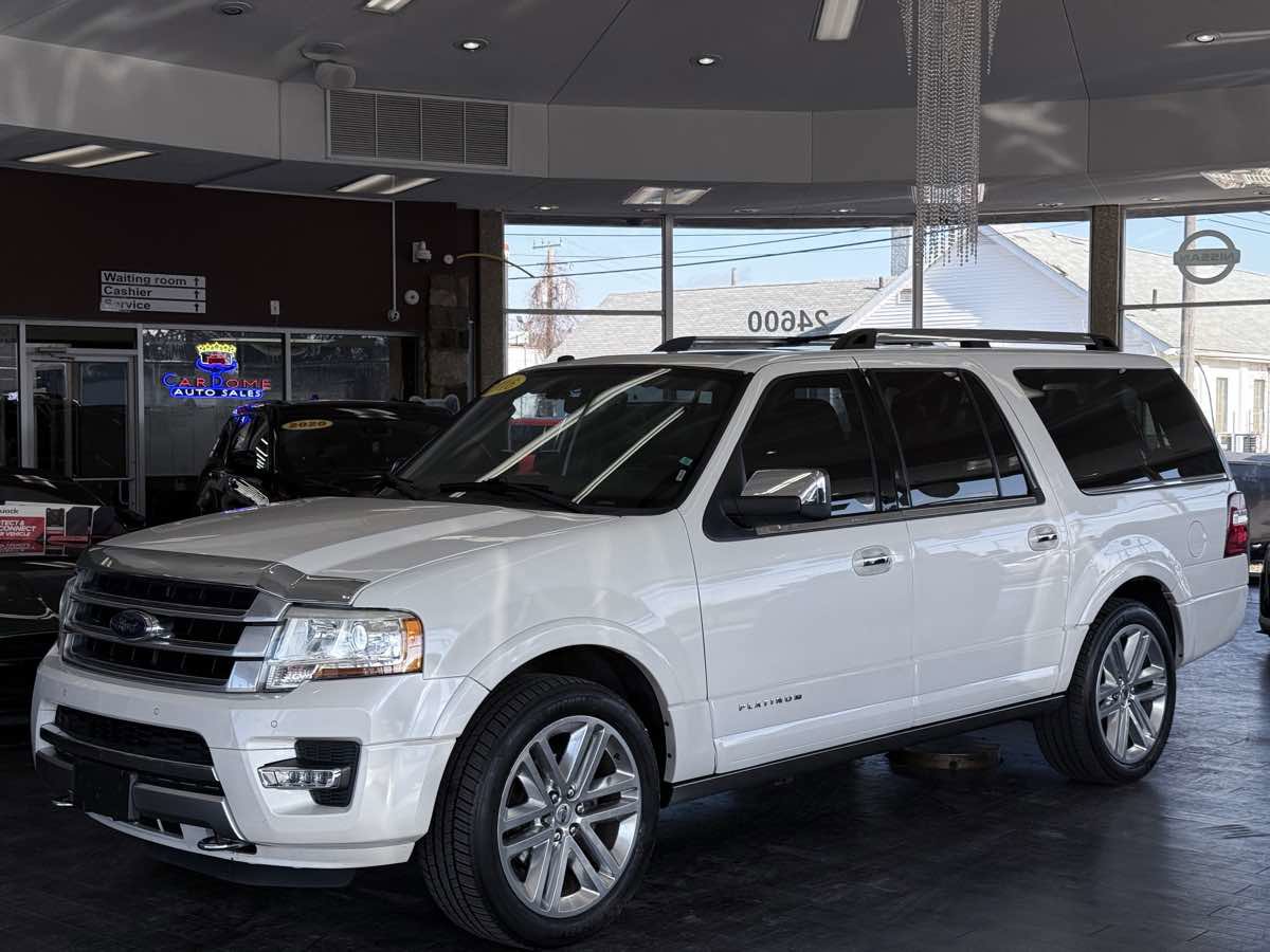 Used 2016 Ford Expedition EL Platinum image 2
