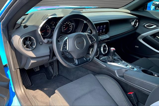 Used 2022 Chevrolet Camaro LT w/ Technology Package RWD image 15