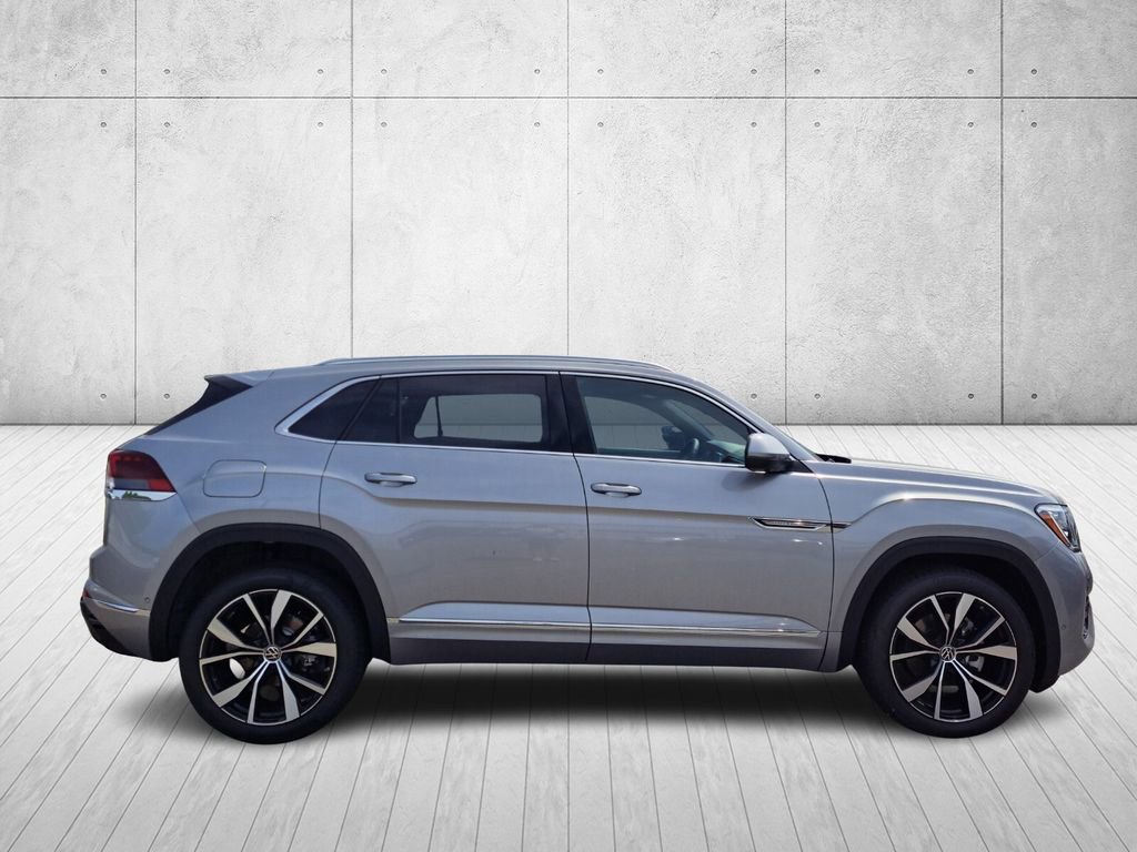 New 2026 Volkswagen Atlas Cross Sport SEL Premium R-Line image 4