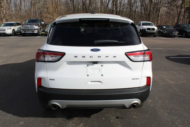 Used 2022 Ford Escape SE w/ Cold Weather Package AWD/4WD image 4