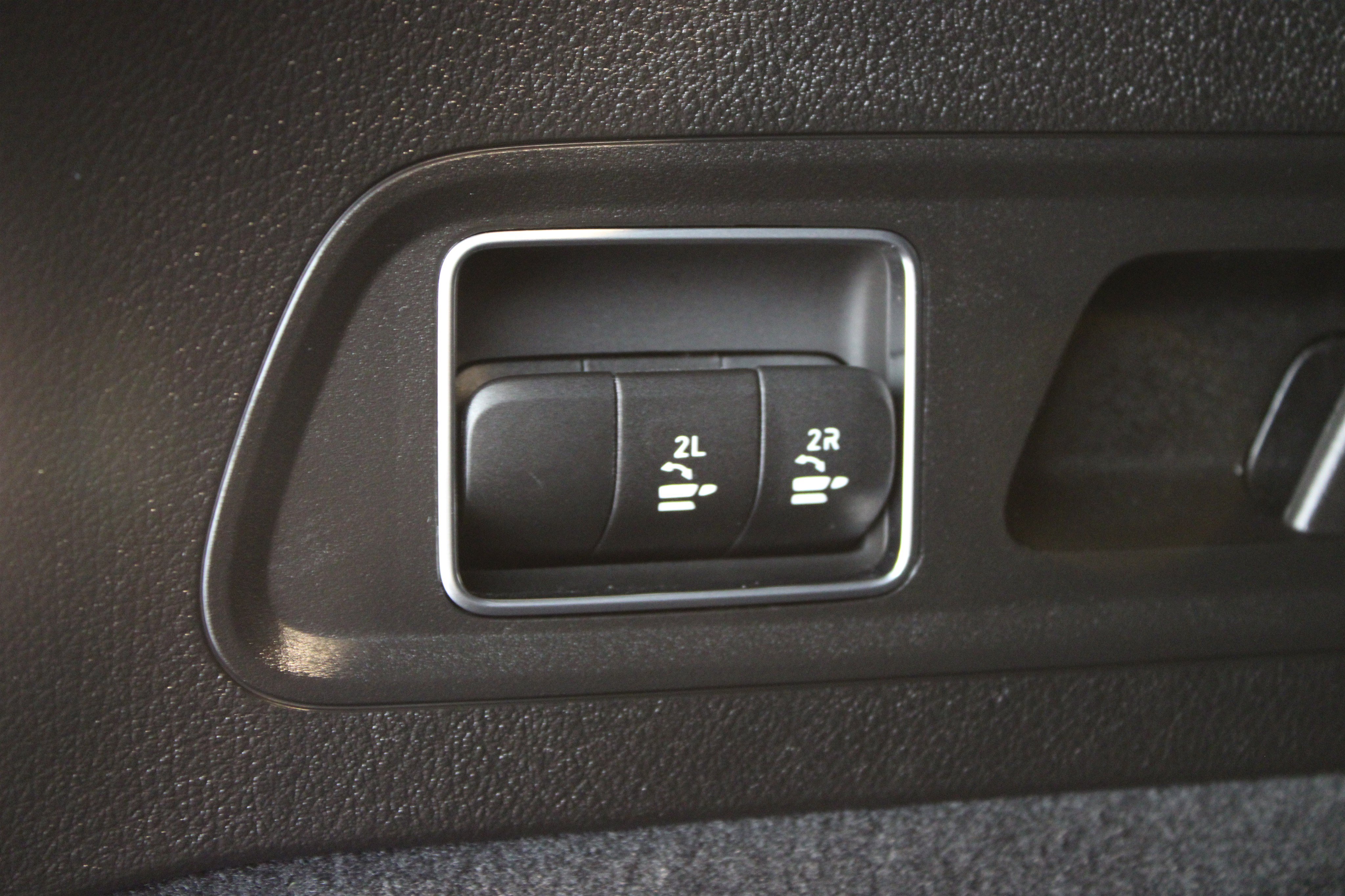 Used 2023 Mercedes-Benz GLS 63 AMG 4MATIC w/ Warmth & Comfort Package image 45